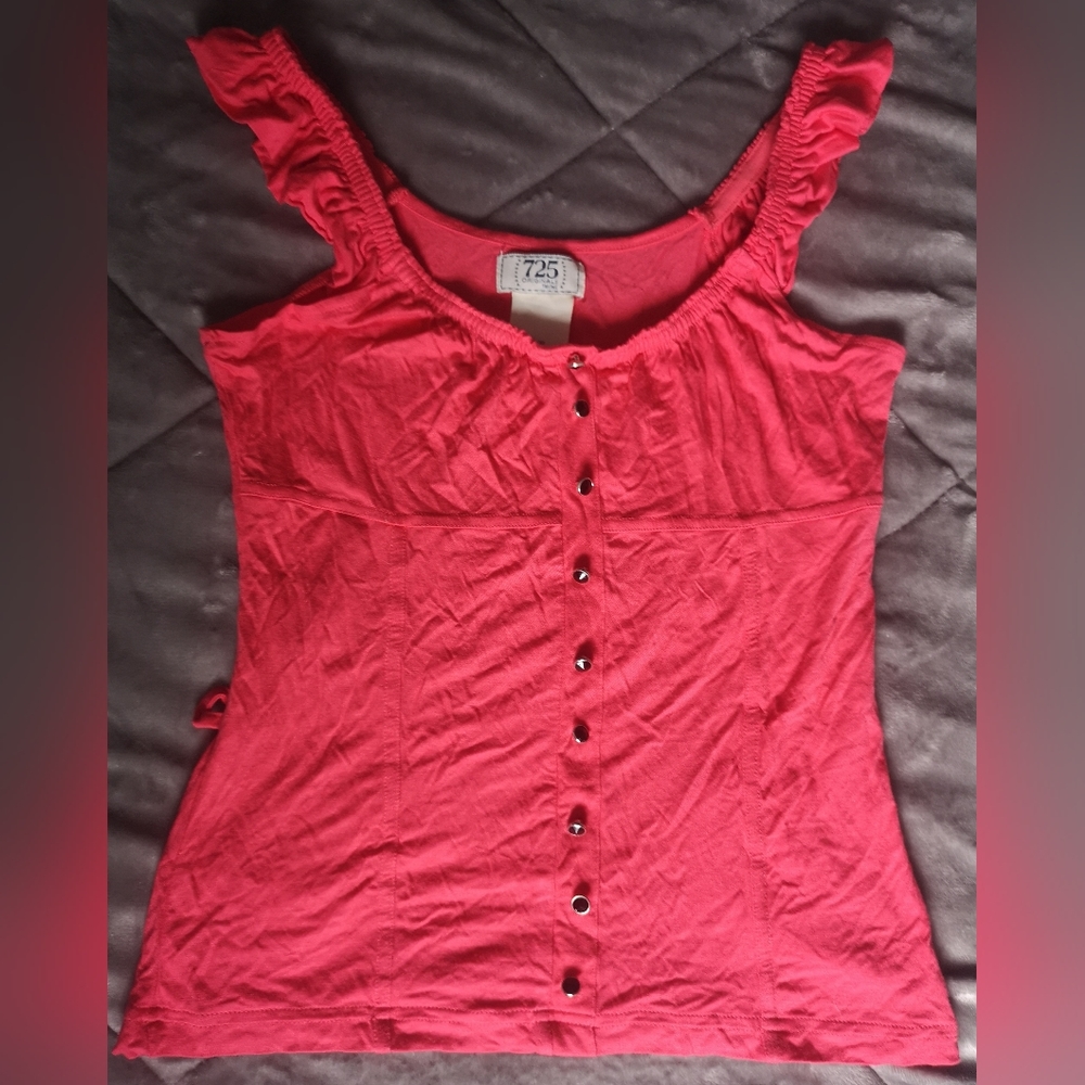 NWOT 725 Originals top. Size S.